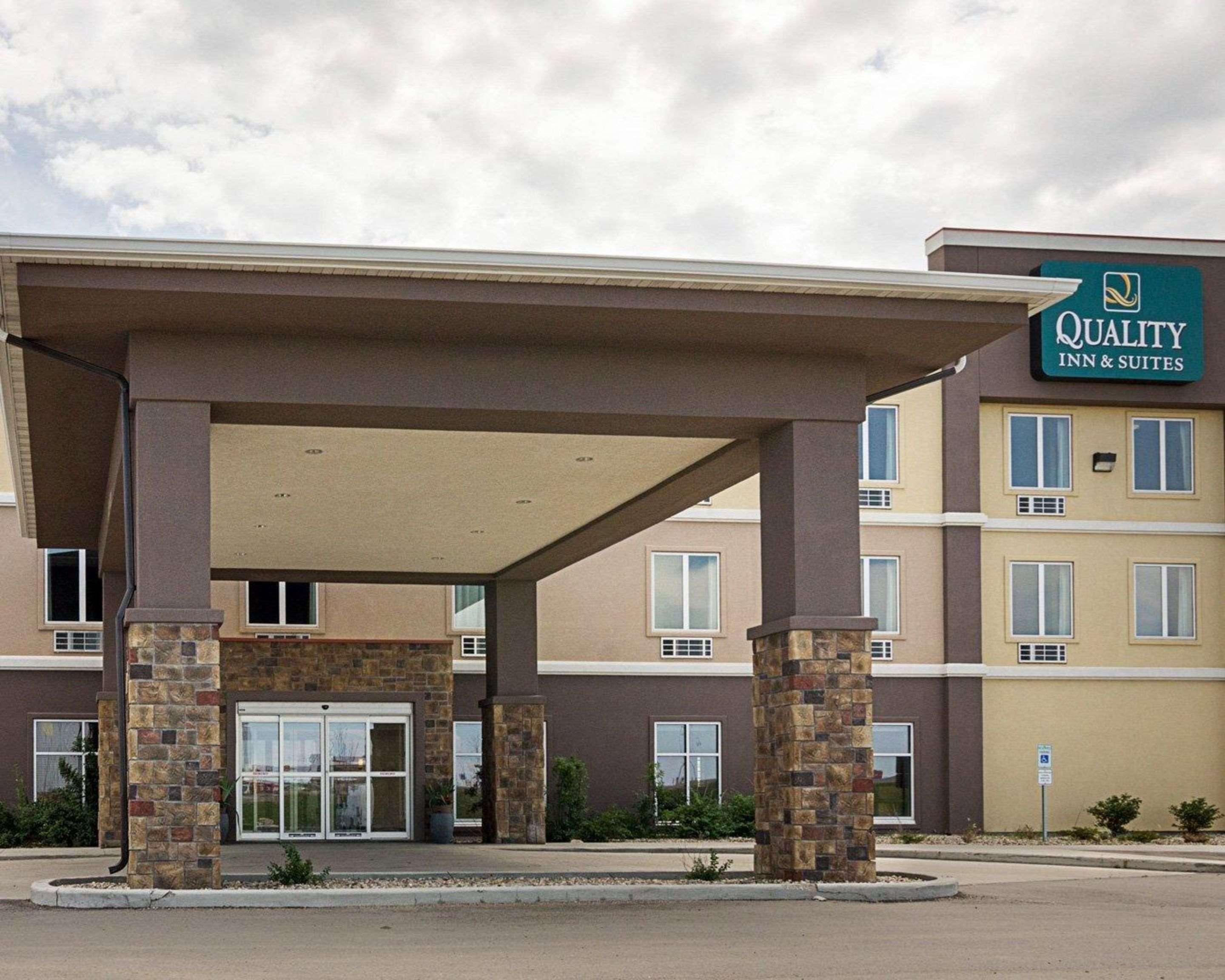 Quality Inn & Suites Minot Exteriér fotografie
