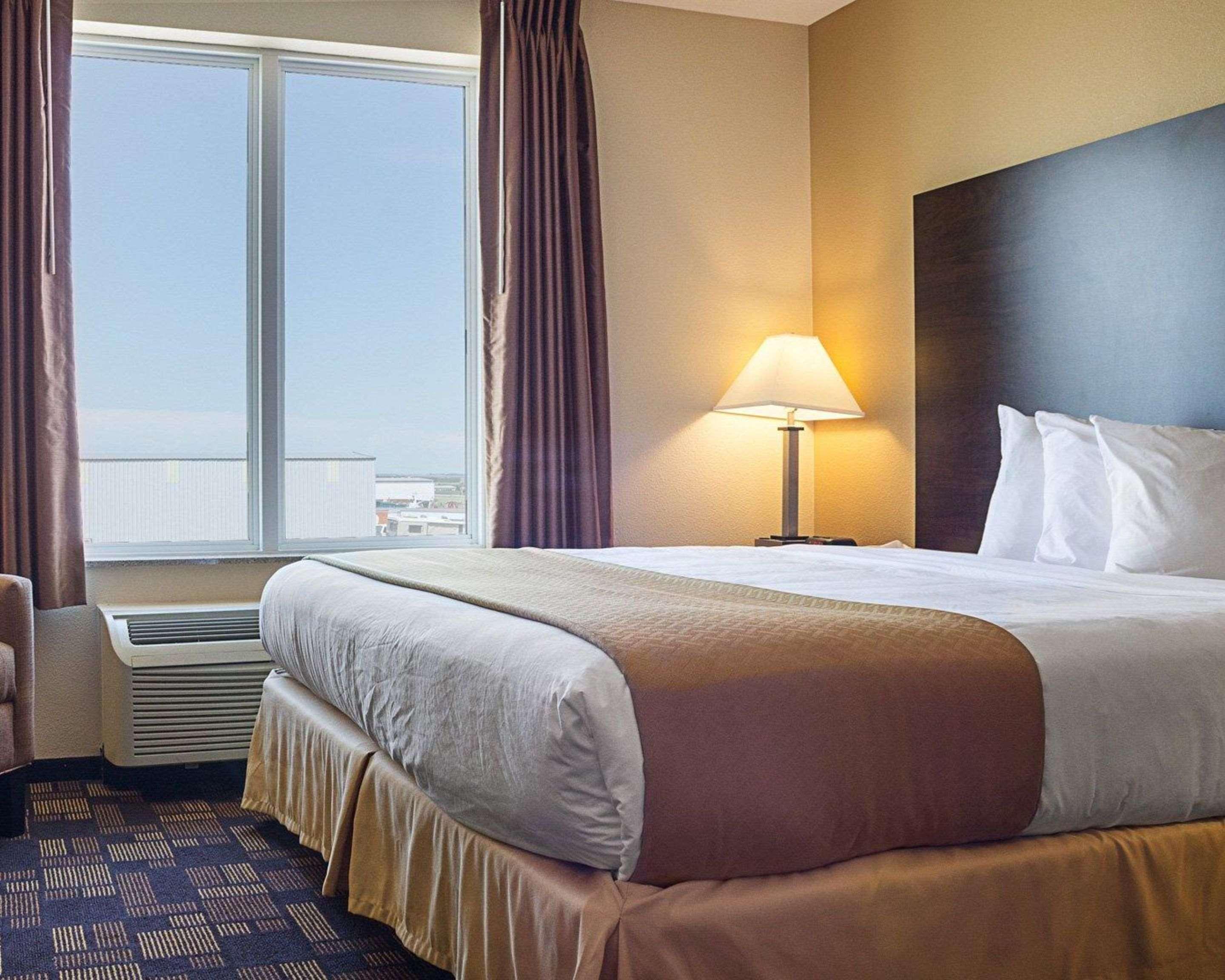 Quality Inn & Suites Minot Exteriér fotografie