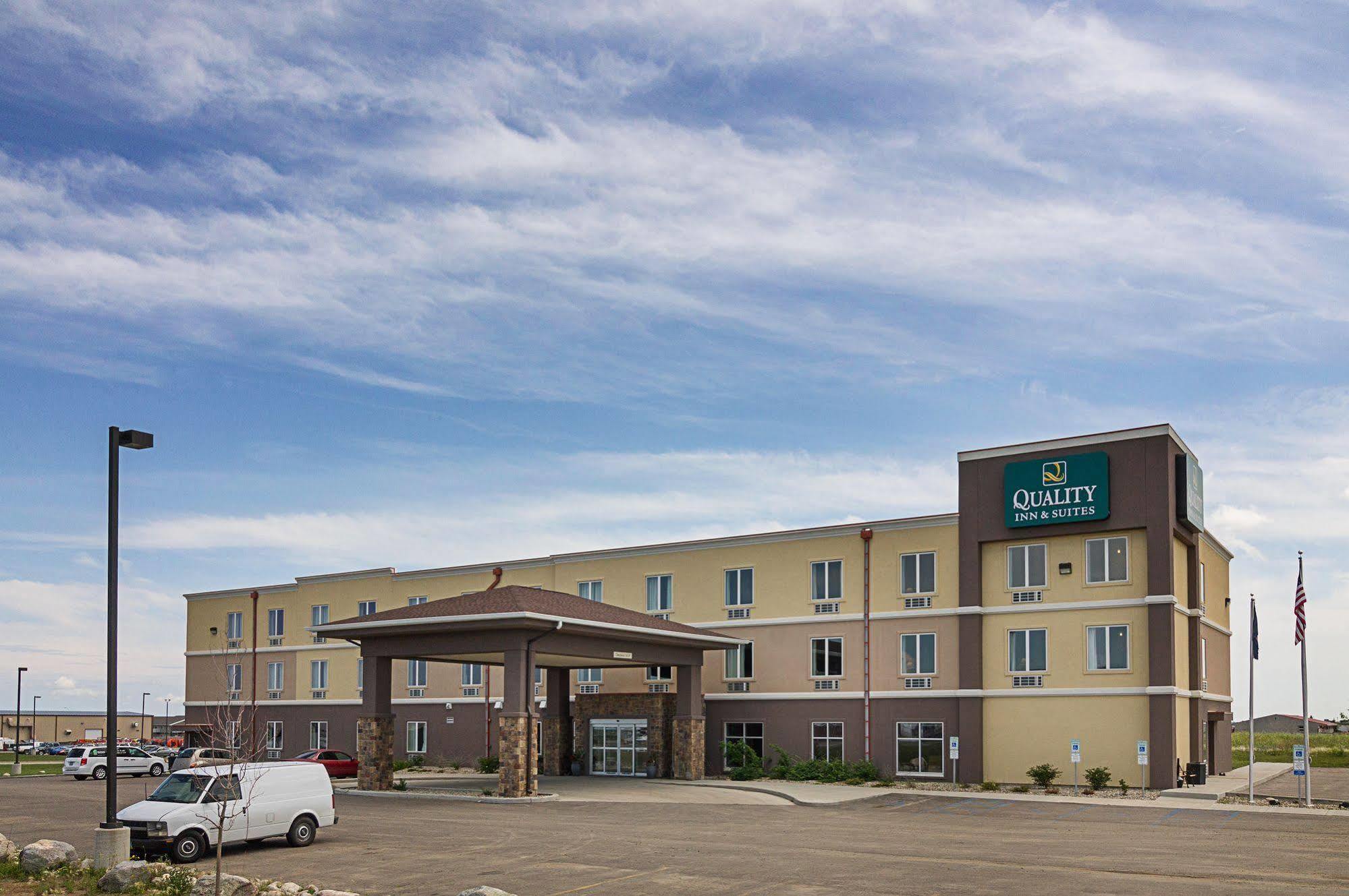 Quality Inn & Suites Minot Exteriér fotografie